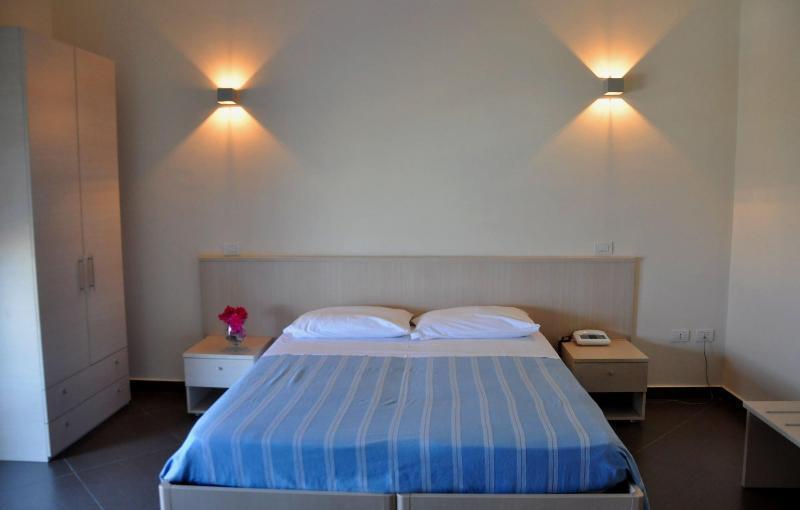 Albergo Riviera Spineta Battipaglia Eksteriør billede