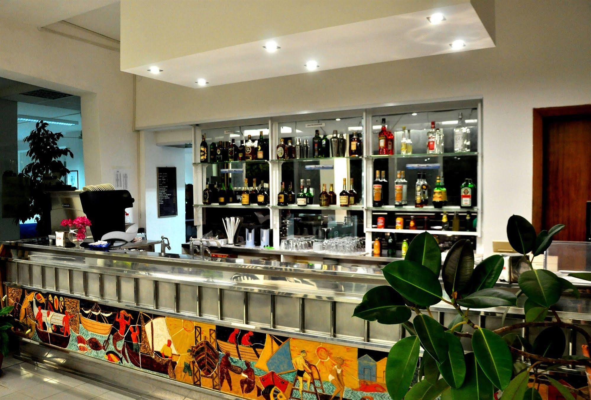 Albergo Riviera Spineta Battipaglia Eksteriør billede